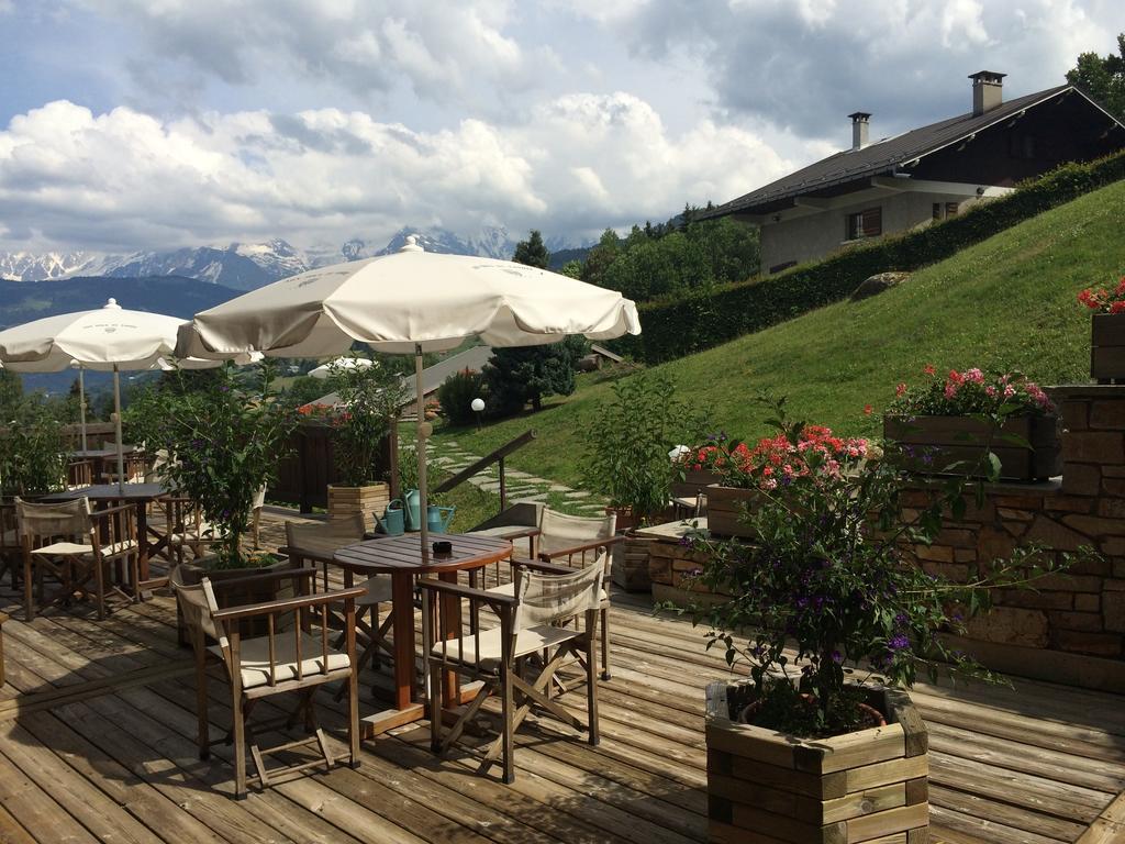 Hotel Aux Ducs De Savoie Combloux Exterior foto